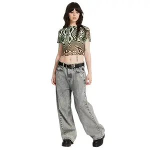 Camiseta corta de mujer Volcom Fa Filip Rygalski image-0