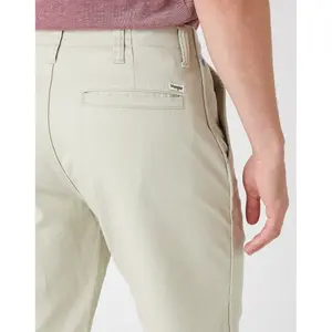 Chino-Shorts Wrangler image-4