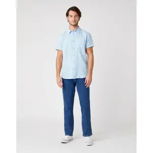 Short sleeve shirt Wrangler in Cerulean Blue image-1