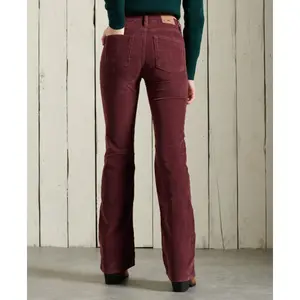 Pantalón vaqueros slim de pana tiro medio Superdry image-2