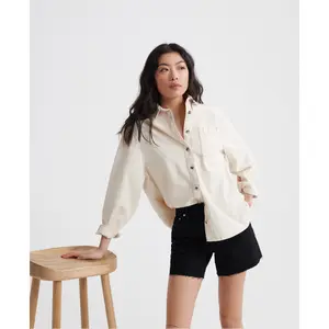 Calções de ganga femininos de tamanho médio Superdry image-3