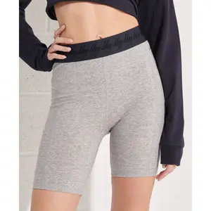 Short cycliste femme Superdry Essential image-1