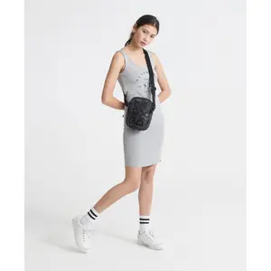 Minivestido de mujer con estampado gráfico Superdry image-1