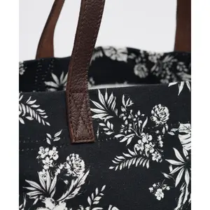 Women's large printed tote bag Superdry image-5