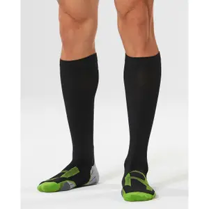 Compression socks 2XU image-0