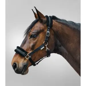 Paardenhalster met bont Waldhausen First image-1