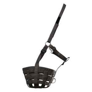 5724601-wb-muil-maken-voor-paardenweide-waldhausen-zwart