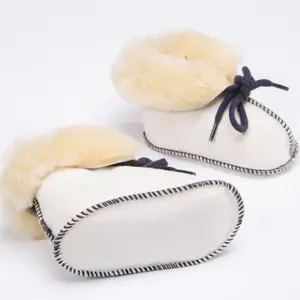 Baby lambskin slippers Werner Christ Horse image-1