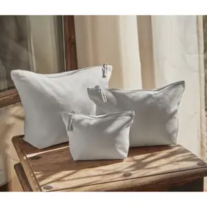 Canvas pouch Westford Mill image-2