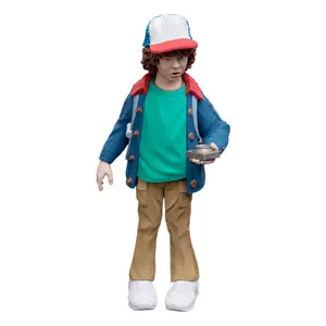 Collectible figurine Weta Workshop Stranger Things Epics Dustin the Pathfinder Limited Edition image-0