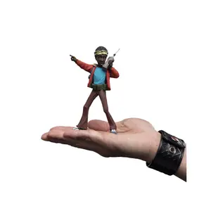 Collectible figurine Weta Workshop Stranger Things Epics Lucas the Lookout Limited Edition image-6