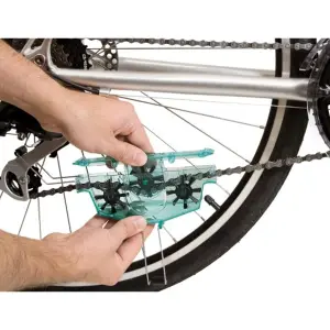 Chain cleaning kit White Lightning image-3