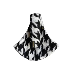 Harembaby draagzak pied-de-poule Wildride Teddy image-0