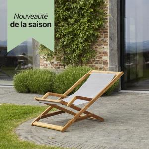 Chaise longue de acacia maciza y textileno Wilsa Garden Sea image-1