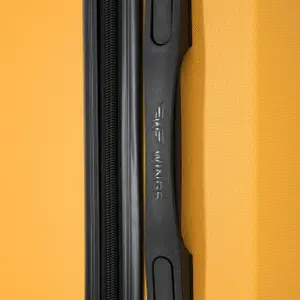 Maleta mediana Wings Kestrel 24" image-4