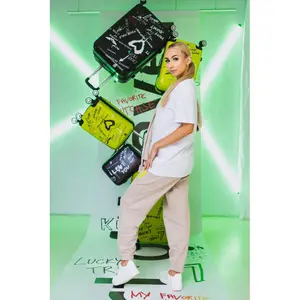 T-shirt surdimensionné avec broderie 7 Wings Oversize image-3