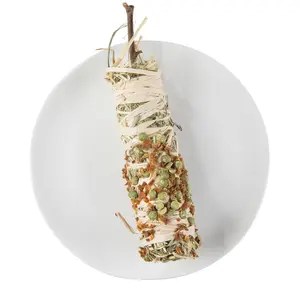 654845-hoboll-med-morot-och-artor-for-gnagare-witte-molen-puur-pauze-mangfargad-70-g