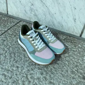 Baskets femme Woden Ronja image-5