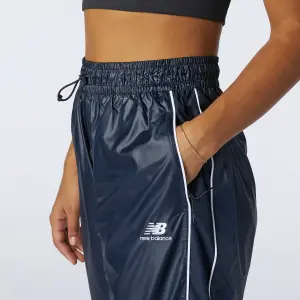 Women's joggers New Balance athletics woven image-3
