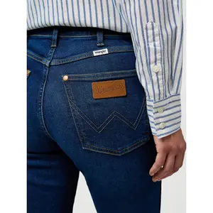 Jeans Straight femme Wrangler image-3