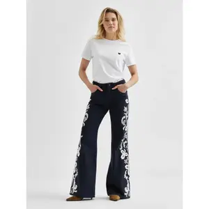 Utsvängda byxor för kvinnor Wrangler 70s Flare image-1