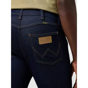 Jeans de corte bota Wrangler Wrancher image-4