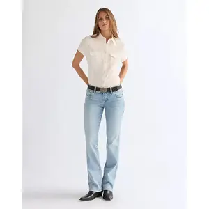 Dámské džíny Wrangler Rise Bold Southeast image-1
