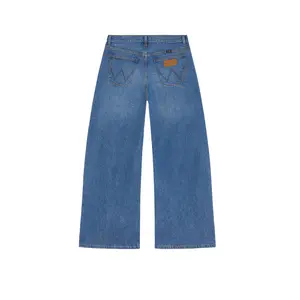 Loose Women's Jeans Wrangler Ultra Barrel image-1