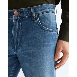 Gerade Jeans Wrangler Greensboro Windstorm image-3