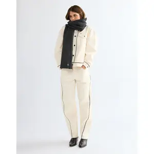 Wool Scarf Wrangler image-5