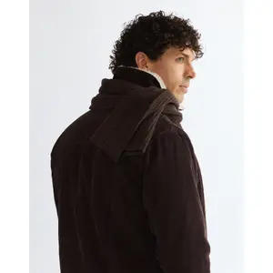Wool Scarf Wrangler image-5