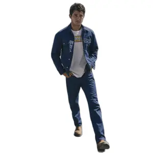 T-Shirt Wrangler worn image-3