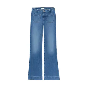 112332419-jeans-flare-femme-wrangler-raven