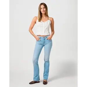 Blusa feminina Wrangler Eylet image-2