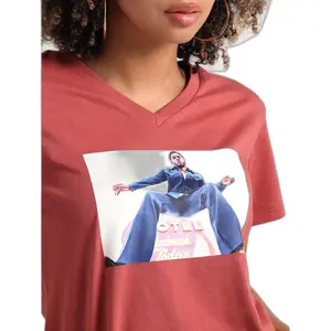 T-shirt col V femme Wrangler Shoot Faded image-3