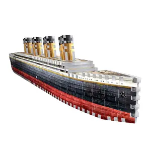 Puzzle Wrebbit3D Titanic image-0