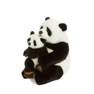 Mamá panda de felpa con WWF image-1