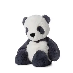 Panu, o panda de peluche WWF Cub Club image-0