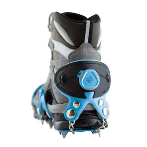 Studs Yaktrax Summit image-1