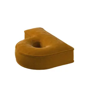 Μαξιλάρι γράμμα Π Yellow Tipi Posh Velvet image-1