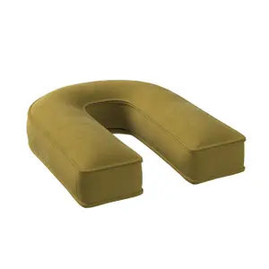 Μαξιλάρι γράμμα U Yellow Tipi Posh Velvet image-1