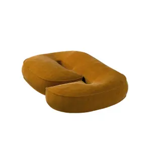 Μαξιλάρι νούμερο 6 από βελούδο Yellow Tipi image-1