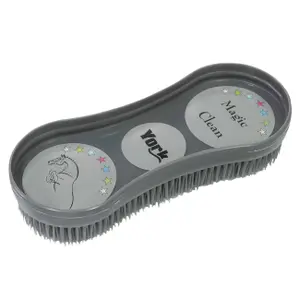 Horse brush York image-0