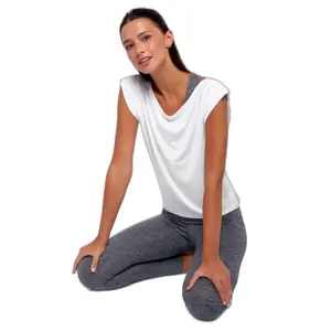 T-shirt femme YUJ Yoga Softee image-1