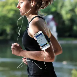 Fijación para las carcasas de las consolas de los smartphones Zefal Z Armband Mount image-1