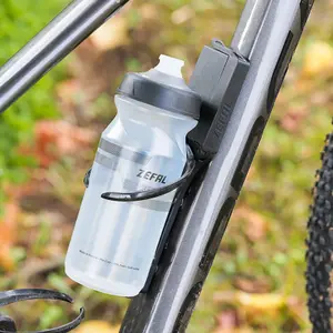 Multi-outils avec support porté-bidon Zefal Afa image-2