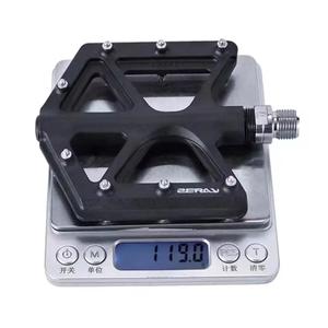 Ploché pedály z nylonu a karbonových vláken Zeray ZP-D213 image-4