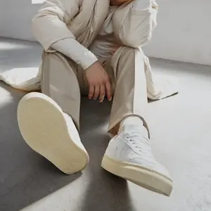 Bicolorowe trampki Zeta Alpha image-3