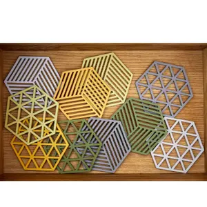 Salva mesa Zone Denmark Triangles image-1