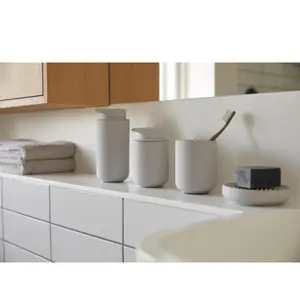 Distributore di sapone Zone Denmark Ume image-1
